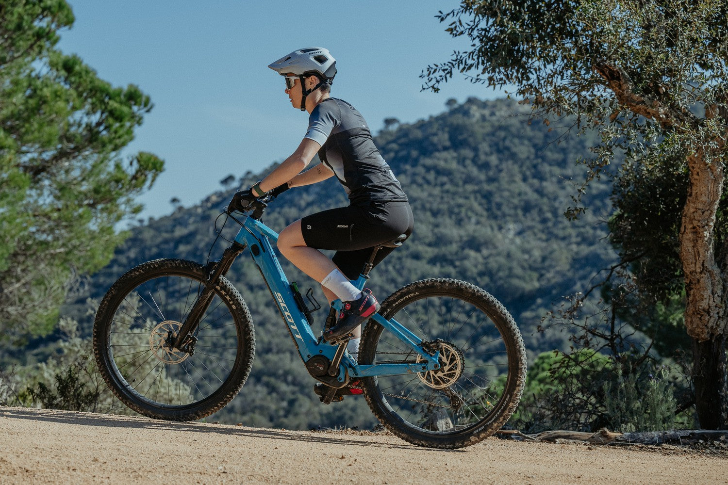 Silvini women's shorts WP2431 Alma